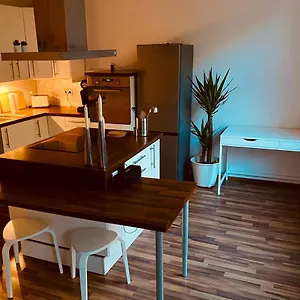 Apartment Tolle Stadtwohnung Mit Guter Verkehrsanbindung 
